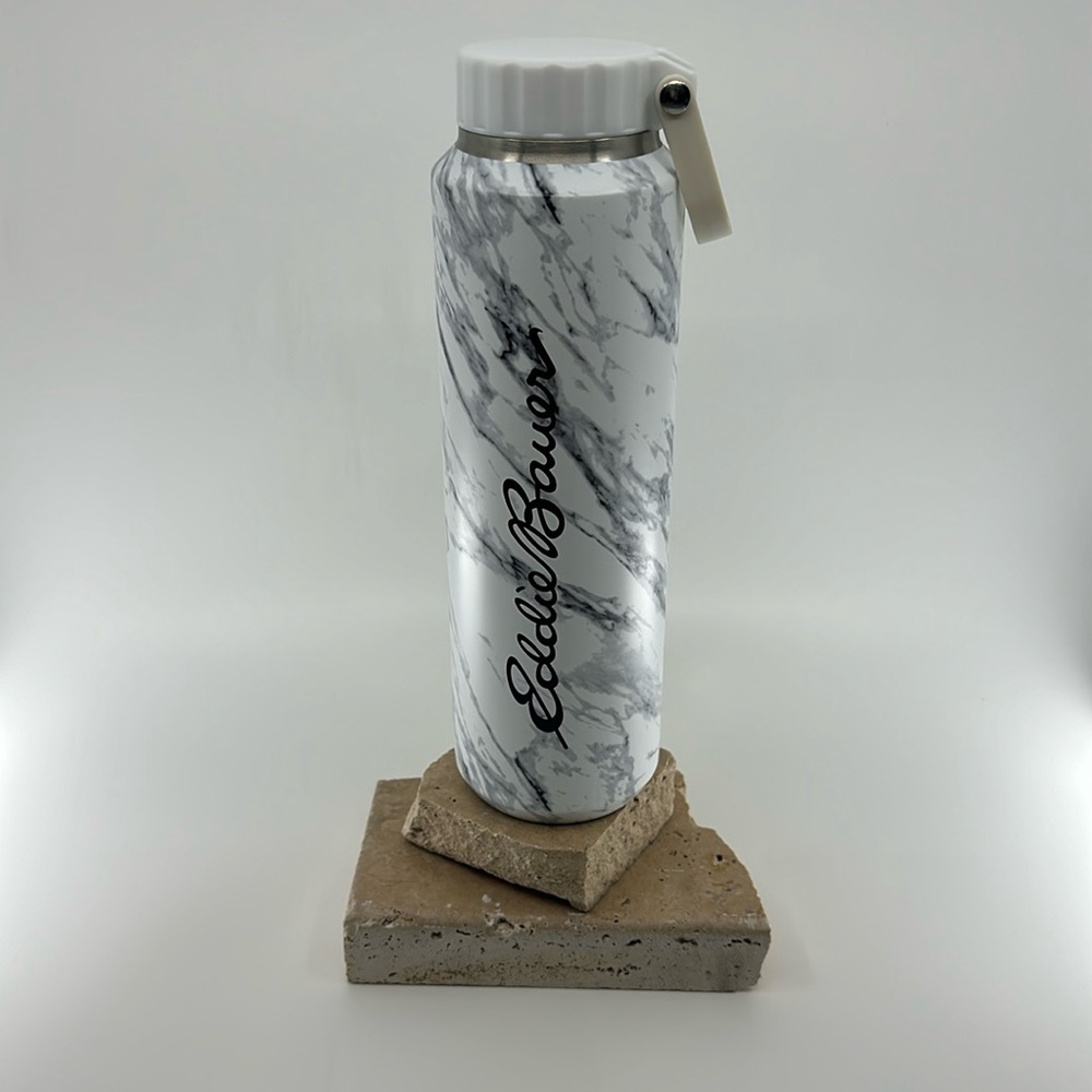 NWT. Eddie Bauer 24 Oz Double Wall insulated metal bottle. Marble print. $38.
